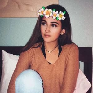 Meet your Posher, Sofia